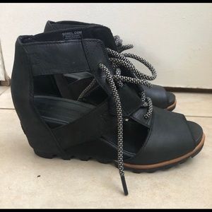 Sorel wedge heel 8.5 black